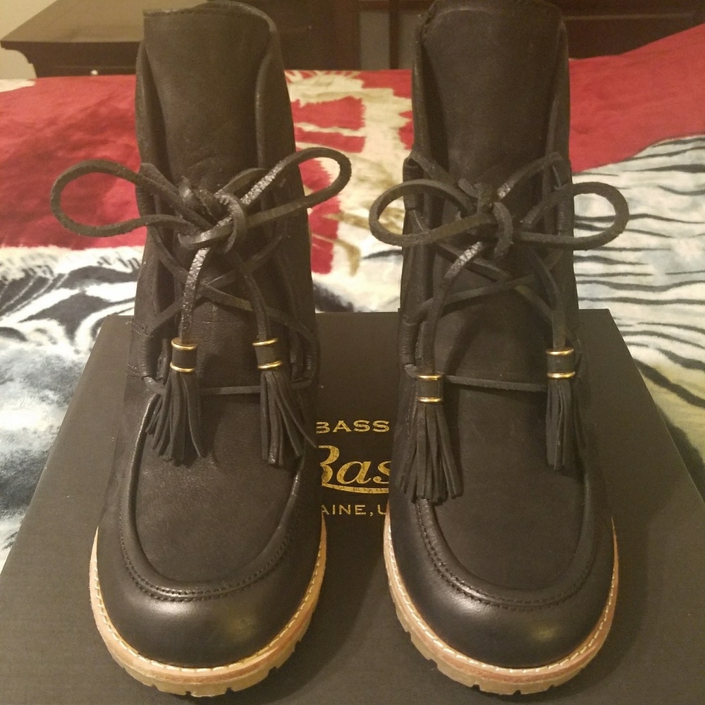 Boots - Picture 5 of 5
